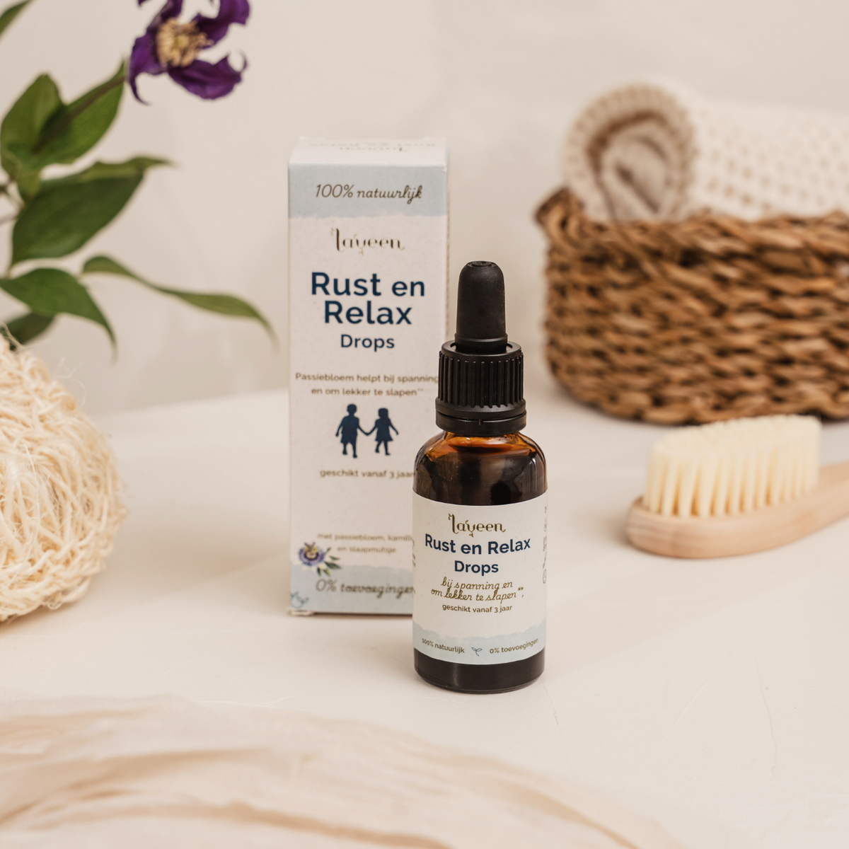 Laveen Rust en Relax Drops met passiebloem in pipetfles met doosje, natuurlijke druppels voor ontspanning en een goede nachtrust, geschikt vanaf 3 jaar.